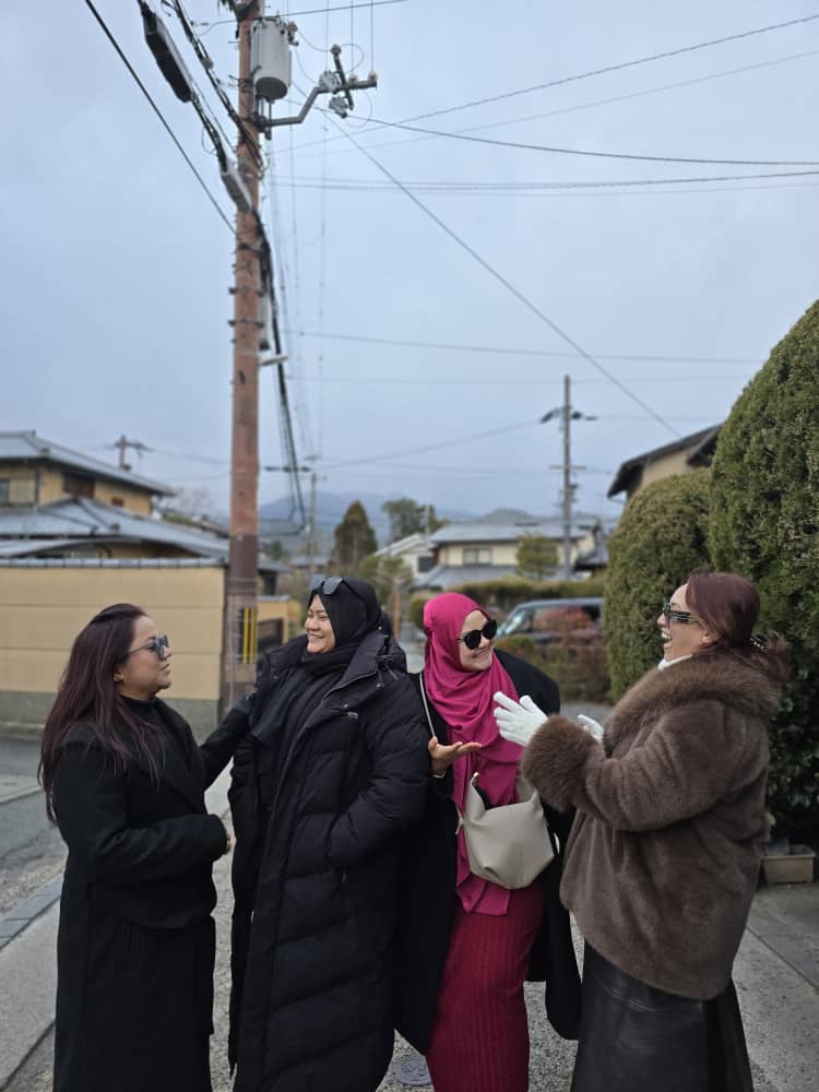 Japan with our people photograph 3
