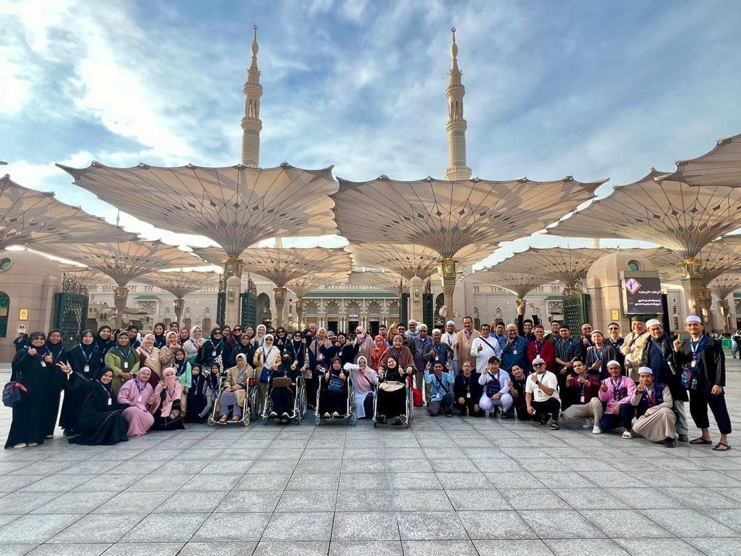 Umrah with family photograph 4