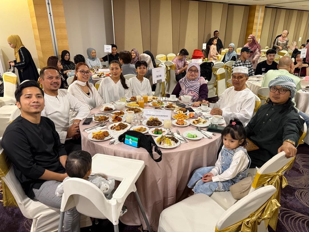 Umrah with family photograph 7